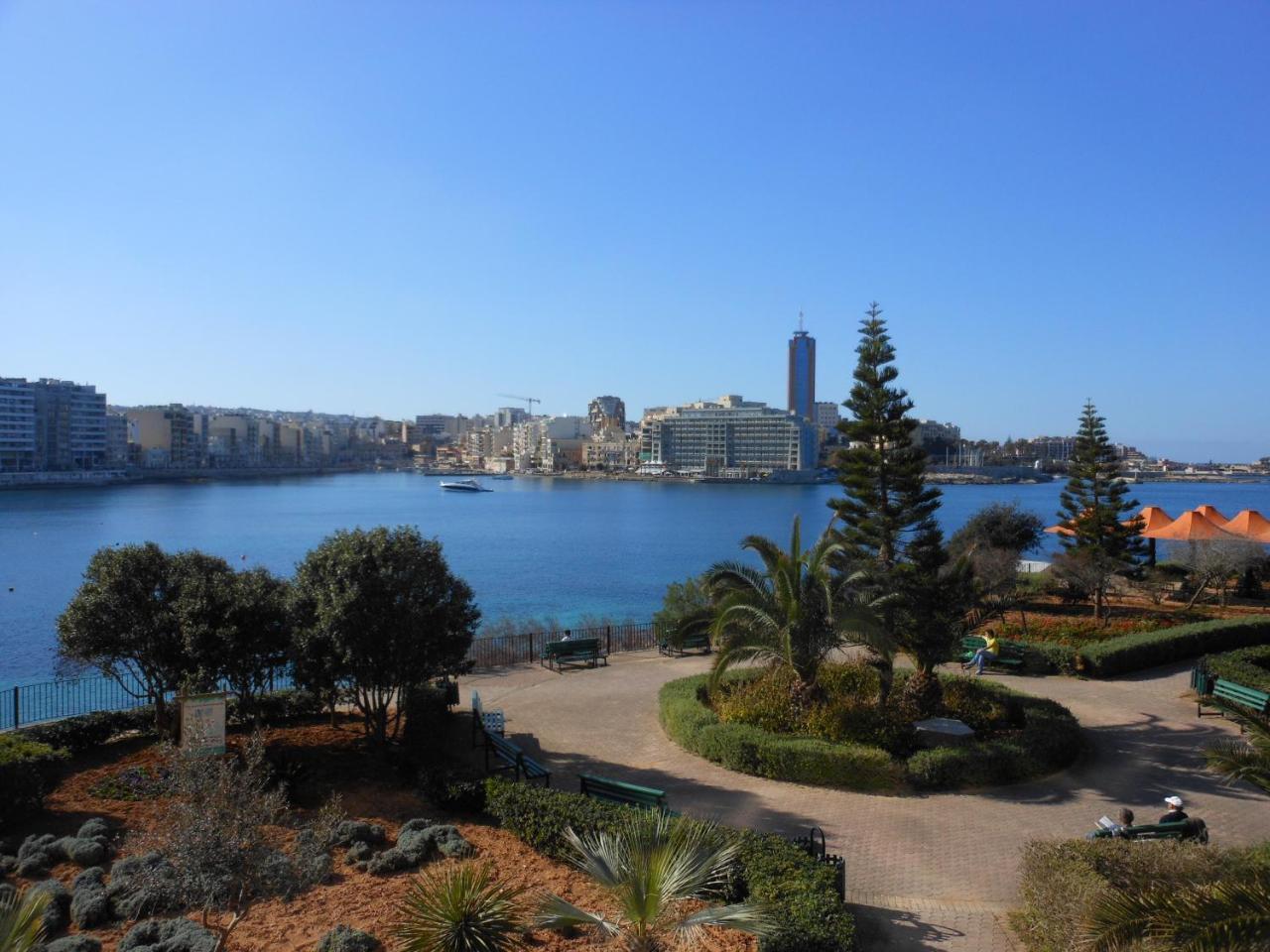 Marvellous Seafront Apartment Sliema Eksteriør billede