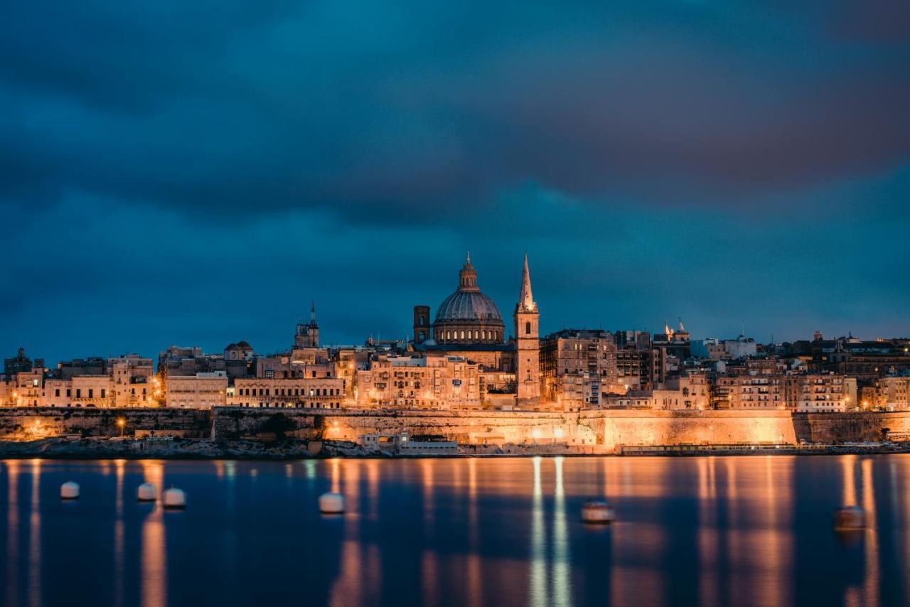Marvellous Seafront Apartment Sliema Eksteriør billede