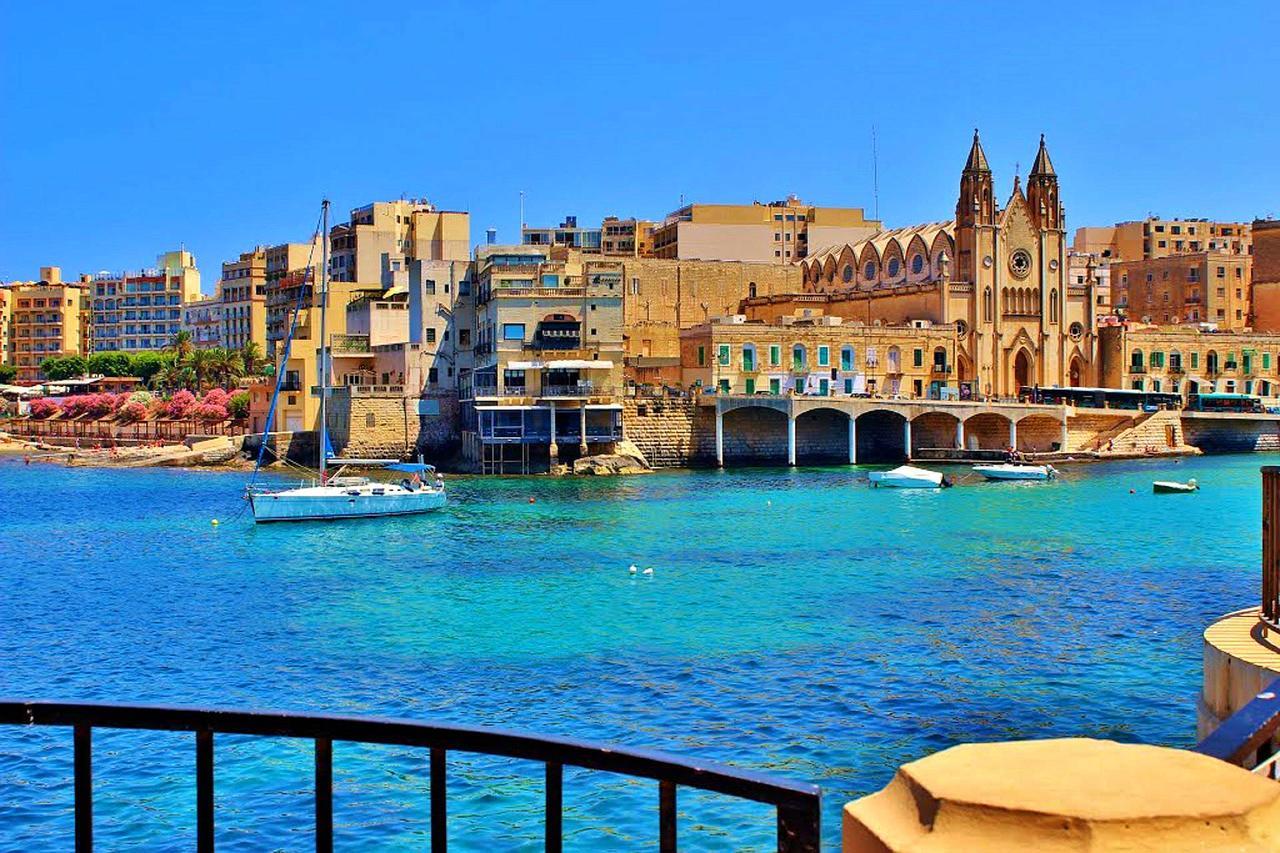 Marvellous Seafront Apartment Sliema Eksteriør billede